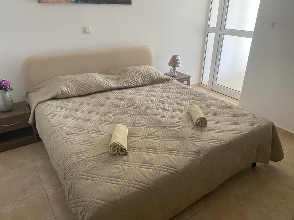 6 bedroom Villa in Peyia | ID 143 - 10