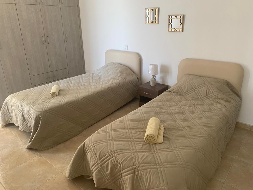 6 bedroom Villa in Peyia | ID 143 - 12