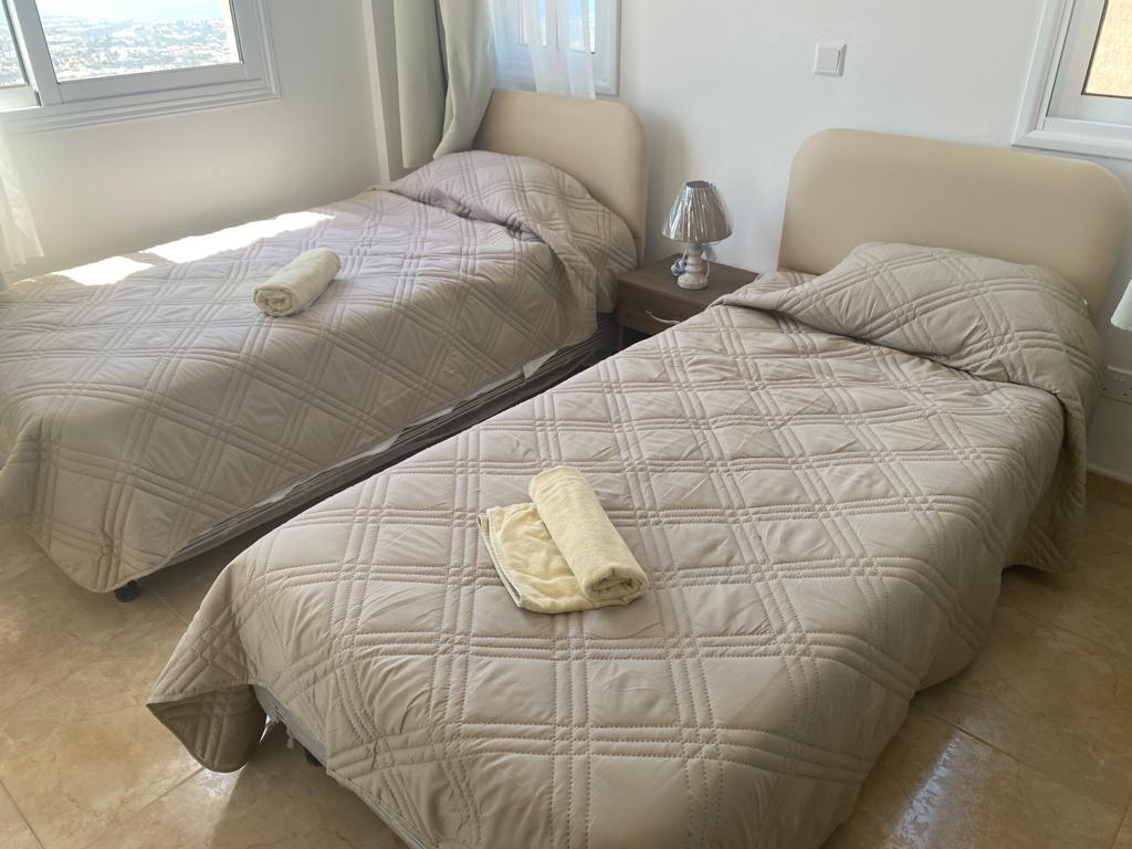 6 bedroom Villa in Peyia | ID 143 - 13