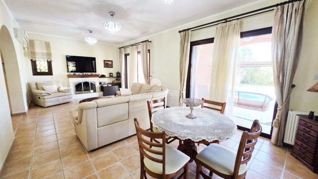 3 bedroom Villa in Kamares | ID 135 - 5